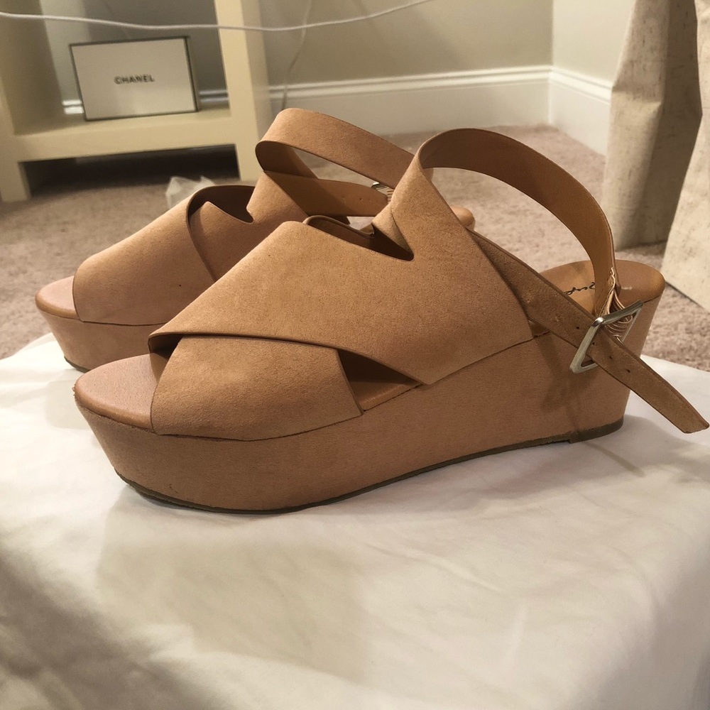 PLATFORM STRAP WEDGES